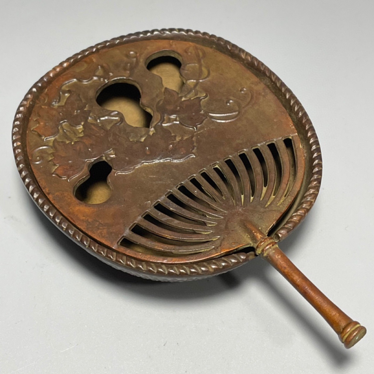 Antique Copper Palm-Leaf Fan I - Home Office Layout recension och pris